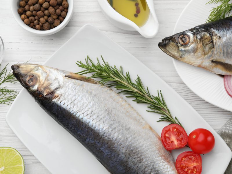 Оселедець цілий малосольний