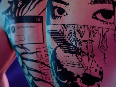 Тату майстер в стилі Blackwork