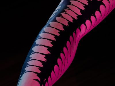 Тату майстер в стилі Blackwork